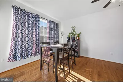 561 Edmonton Terrace NE, Leesburg, VA 20176 - Photo 9