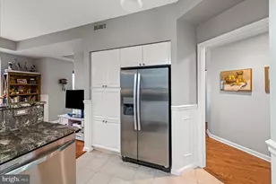 19375 Cypress Ridge Terrace, Leesburg, VA 20176 - Photo 15