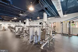 19375 Cypress Ridge Terrace, Leesburg, VA 20176 - Photo 33