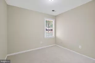 1043 Margate Ct, Sterling, VA 20164 - Photo 23