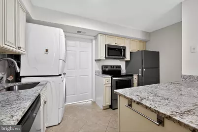 1043 Margate Court #1043A, Sterling, VA 20164 - Photo 13