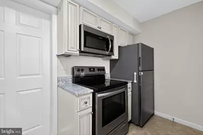 1043 Margate Court #1043A, Sterling, VA 20164 - Photo 15
