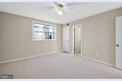 1043 Margate Court #1043A, Sterling, VA 20164 - Photo 7