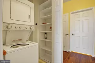 19365 Cypress Ridge Terrace, Leesburg, VA 20176 - Photo 11