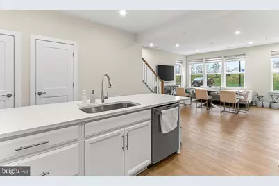 20328 Newfoundland Square, Ashburn, VA 20147 - Photo 21