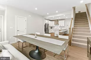 20328 Newfoundland Sq, Ashburn, VA 20147 - Photo 13