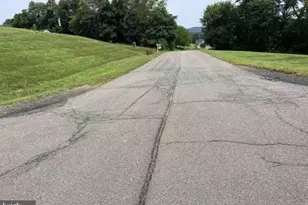 35376 Glencoe Ct, Round Hill, VA 20141 - Photo 3