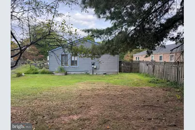 160 Magnolia Road, Sterling, VA 20164 - Photo 5