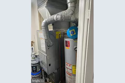 160 Magnolia Road, Sterling, VA 20164 - Photo 13