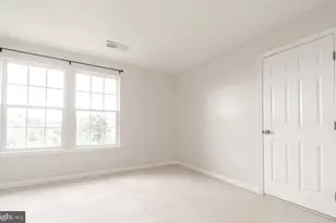 42999 Edgewater St, Chantilly, VA 20152 - Photo 23