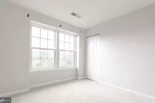 42999 Edgewater St, Chantilly, VA 20152 - Photo 27