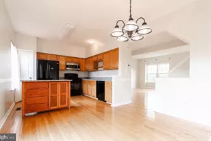 42999 Edgewater St, Chantilly, VA 20152 - Photo 11