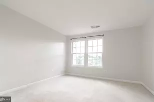 42999 Edgewater St, Chantilly, VA 20152 - Photo 19