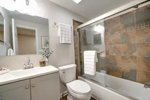 3 Palmer Ct, Sterling, VA 20165 - Photo 9