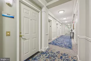 19375 Cypress Ridge Terrace, Leesburg, VA 20176 - Photo 5