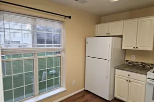 21845 Baldwin Square, Sterling, VA 20164 - Photo 11