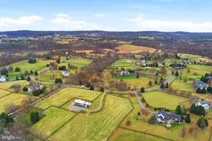 15700 Trapshire Ct, Waterford, VA 20197 - Photo 137