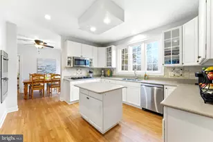 15700 Trapshire Ct, Waterford, VA 20197 - Photo 23