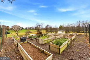 15700 Trapshire Ct, Waterford, VA 20197 - Photo 101