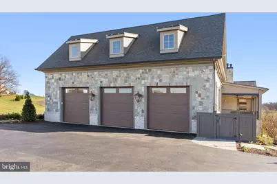 22955 Montjoy Court, Leesburg, VA 20175 - Photo 11