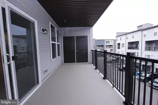 43808 Middleway Ter, Ashburn, VA 20147 - Photo 13