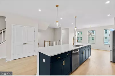 19716 Mystic Maroon Terrace, Ashburn, VA 20147 - Photo 5