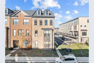 22962 Sullivans Cove Square, Brambleton, VA 20148 - Photo 3