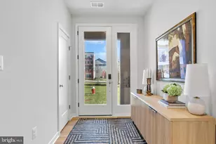 22962 Sullivans Cove Sq, Brambleton, VA 20148 - Photo 11