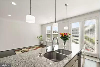 23491 Epperson Square, Brambleton, VA 20148 - Photo 9