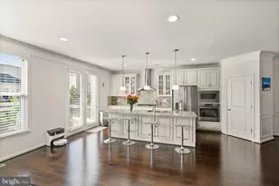 23491 Epperson Square, Brambleton, VA 20148 - Photo 5