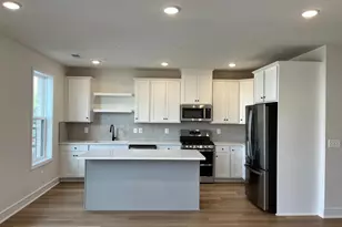 43396 Farringdon Sq, Broadlands, VA 20148 - Photo 11