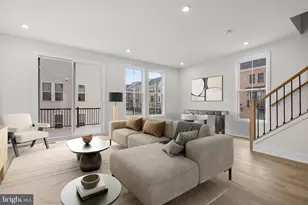 42119 Picasso Sq, Ashburn, VA 20148 - Photo 5