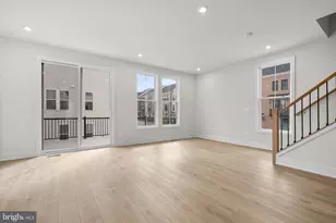 42119 Picasso Sq, Ashburn, VA 20148 - Photo 19