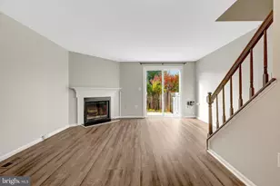 30 Quincy Ct, Sterling, VA 20165 - Photo 15