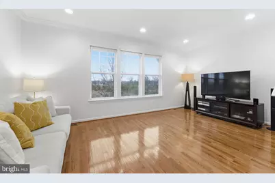 43911 Eastgate View Drive, Chantilly, VA 20152 - Photo 9