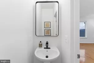 43911 Eastgate View Drive, Chantilly, VA 20152 - Photo 17