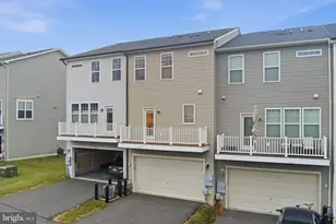 43911 Eastgate View Drive, Chantilly, VA 20152 - Photo 49