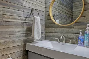 103 Cherry Tree Ct, Sterling, VA 20164 - Photo 17