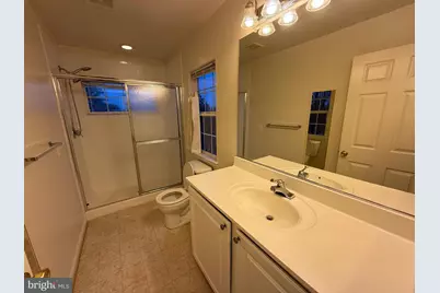 23004 Fontwell Square, Sterling, VA 20166 - Photo 5