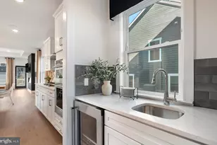 18278 Cresswell Rst Ln, Leesburg, VA 20176 - Photo 9