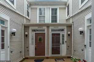 20402 Cool Fern Square, Ashburn, VA 20147 - Photo 9