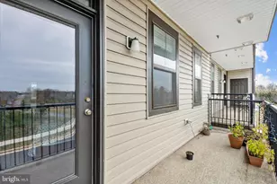 22528 Wilson View Ter, Ashburn, VA 20148 - Photo 29