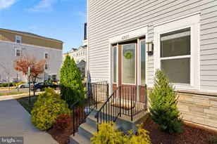 42020 Glade Creek Terrace, Aldie, VA 20105 - Photo 3