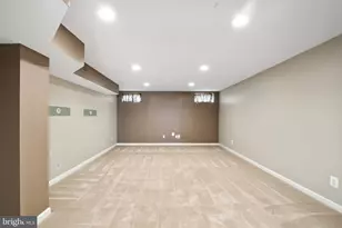 21255 Olive Green Ct, Ashburn, VA 20147 - Photo 29