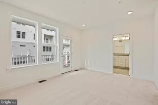 19872 Yellow Daisy Ter, Ashburn, VA 20147 - Photo 21