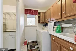17167 Simpson Cir, Paeonian Springs, VA 20129 - Photo 15