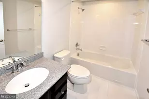 43398 Apple Orch Sq, Ashburn, VA 20148 - Photo 23