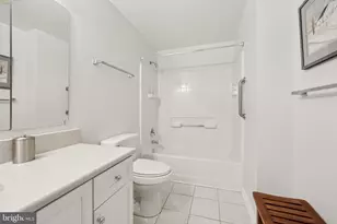 19365 Cypress Ridge Terrace, Leesburg, VA 20176 - Photo 27