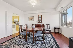 19365 Cypress Ridge Terrace, Leesburg, VA 20176 - Photo 15