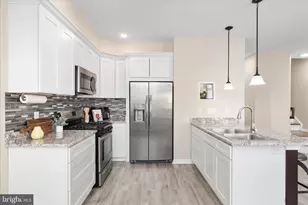 21314 Lord Nelson Terrace, Ashburn, VA 20147 - Photo 11